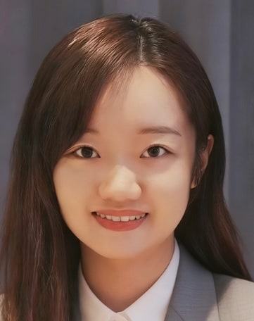 Caroline Li （李艳）
